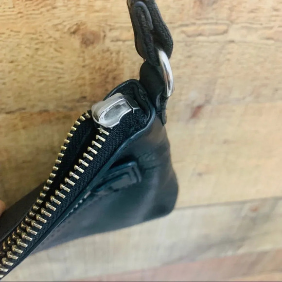 Fossil Leather Crossbody - Picture 6 of 8